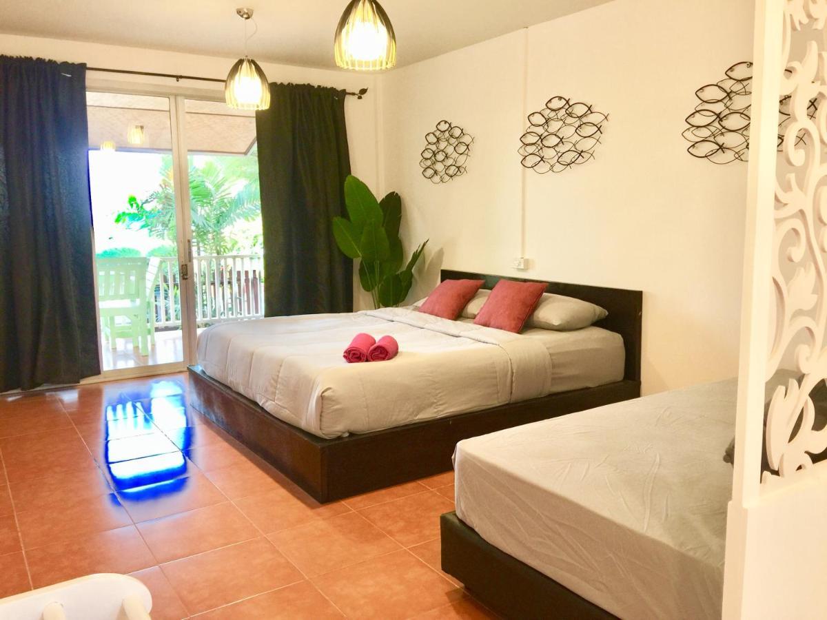 Insook Ko Larn Resort Екстериор снимка