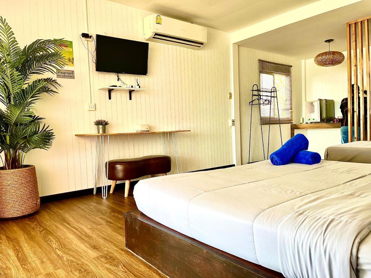 Insook Ko Larn Resort Екстериор снимка
