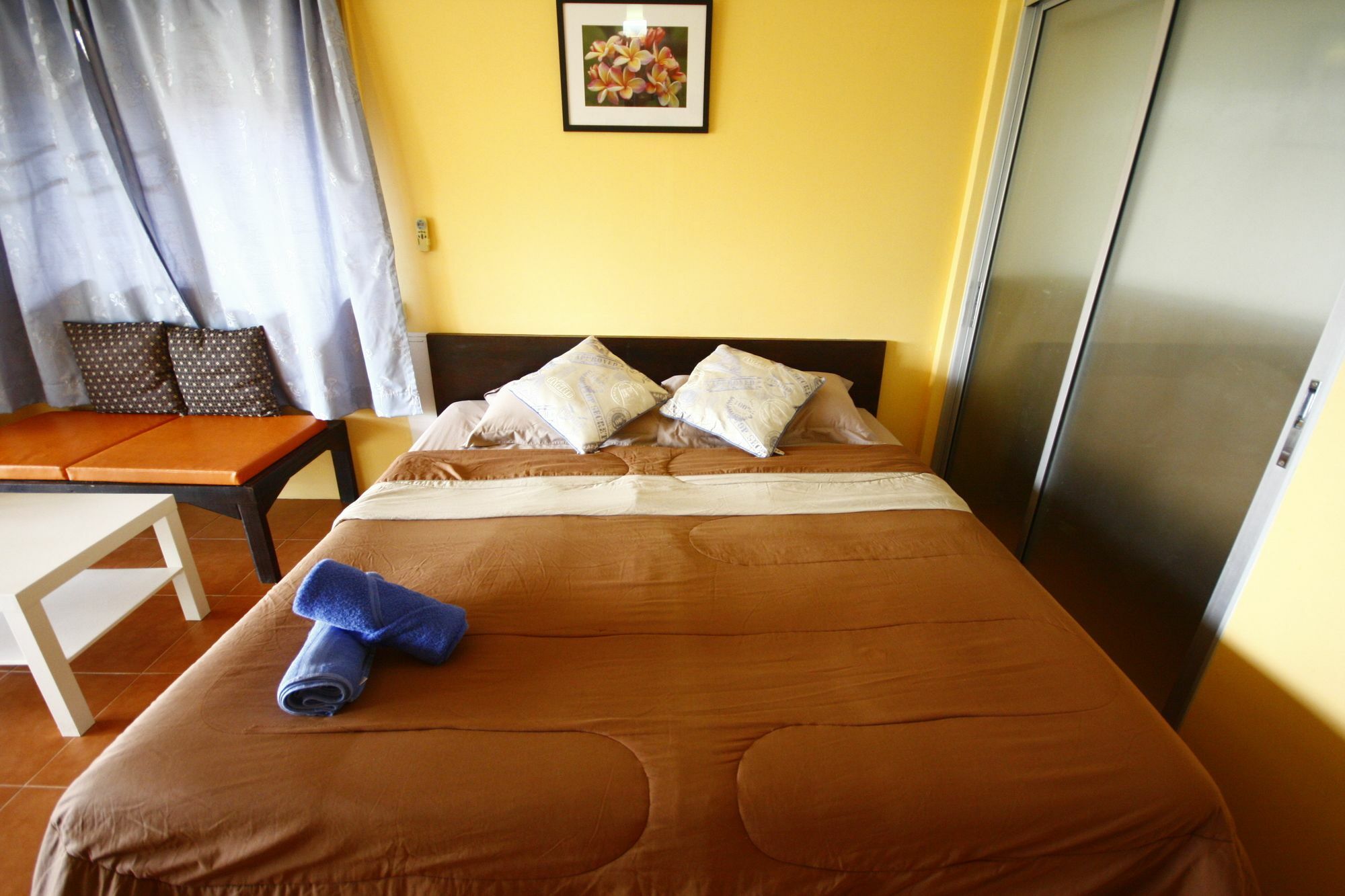 Insook Ko Larn Resort Екстериор снимка